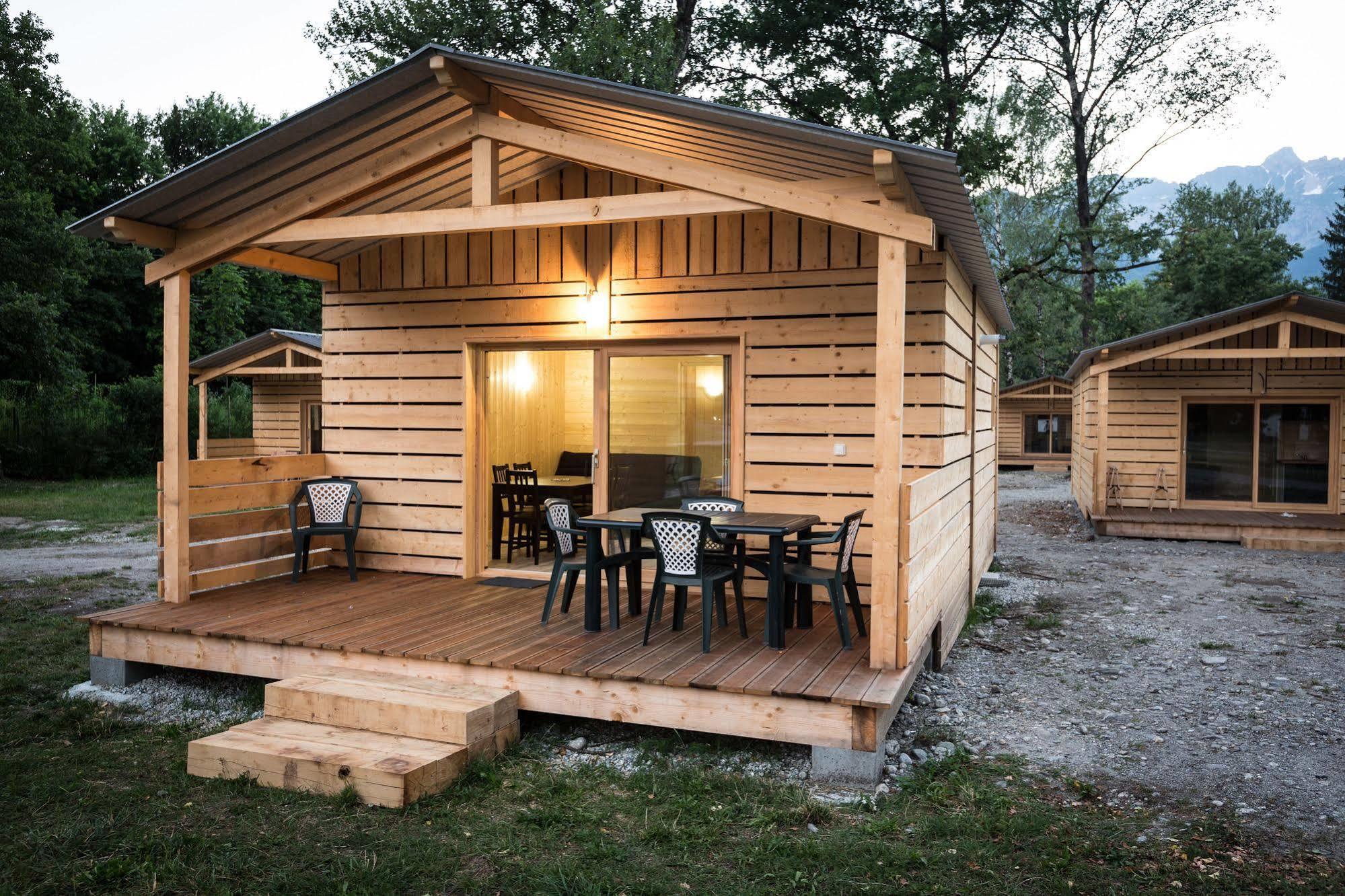 Camping L'Ecureuil - Mont-Blanc Village Domancy Exteriör bild